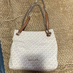 Michael Kors purse… Excellent condition